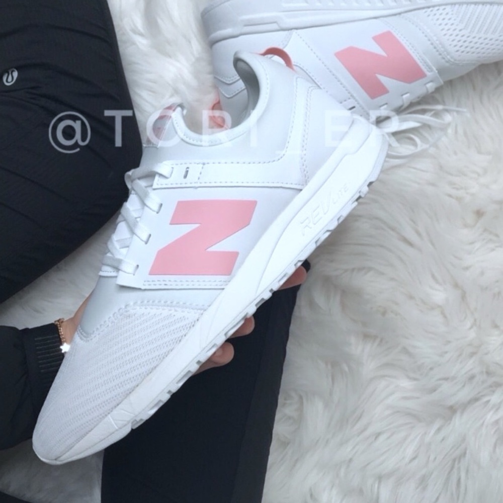 New Balance Women's 247 V1 Sneaker